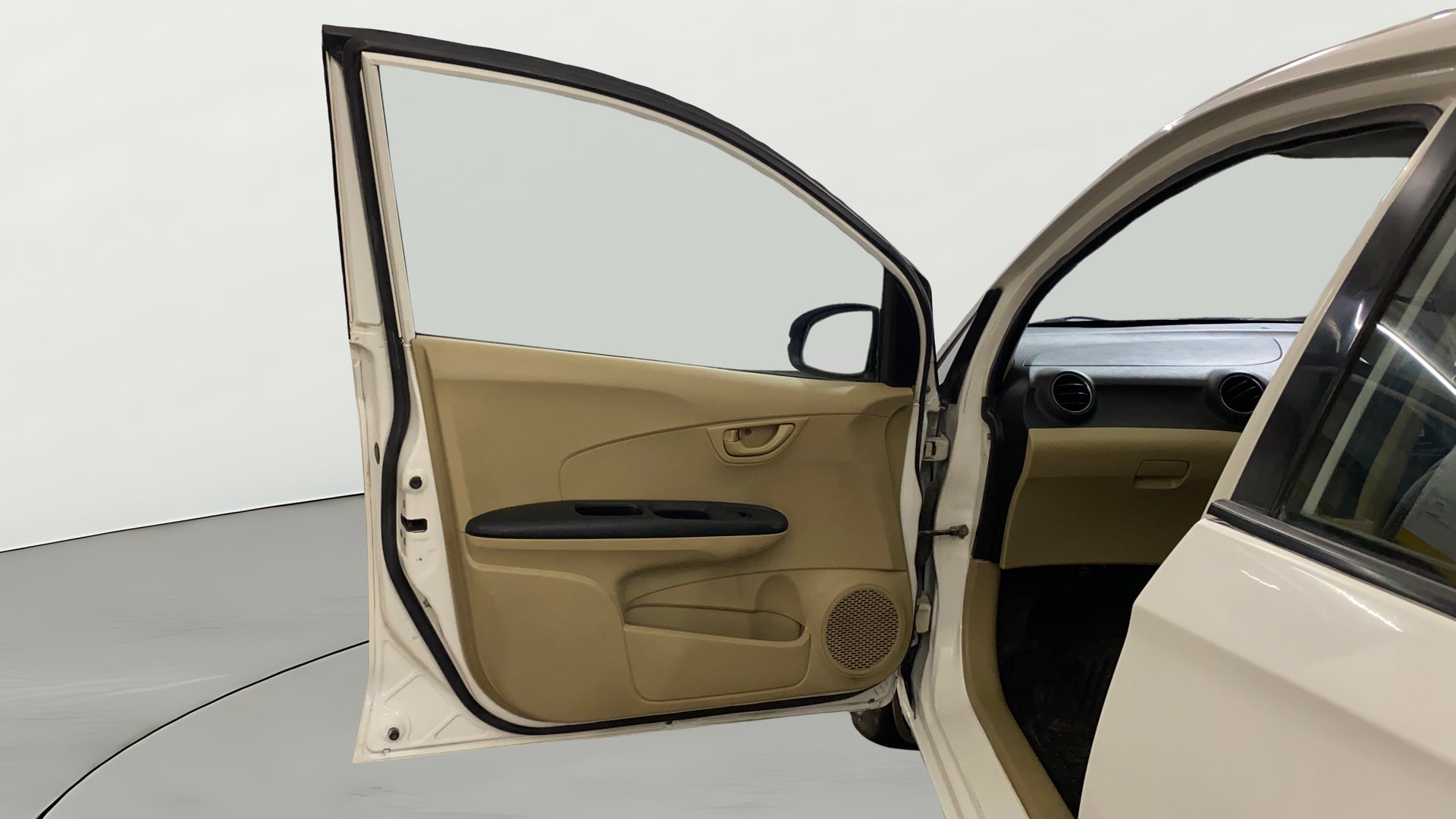 camera-LHS-Front-Door