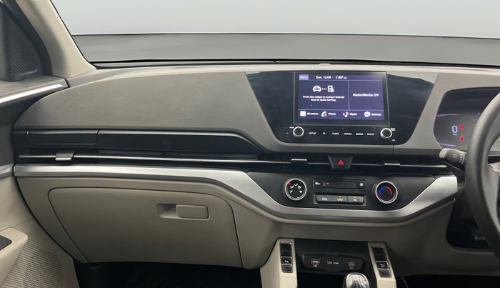 2022 KIA CARENS PRESTIGE 1.4 PETROL 7 STR, Petrol, Manual, 41,861 km, Air Conditioner