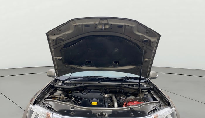 2015 Nissan Terrano XV D THP PREMIUM 110 PS, Diesel, Manual, 1,09,754 km, Open Bonet