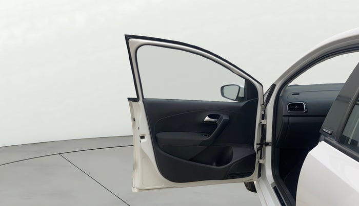 2017 Volkswagen Polo ALLSTAR 1.2, Petrol, Manual, 69,437 km, LHS Front Door