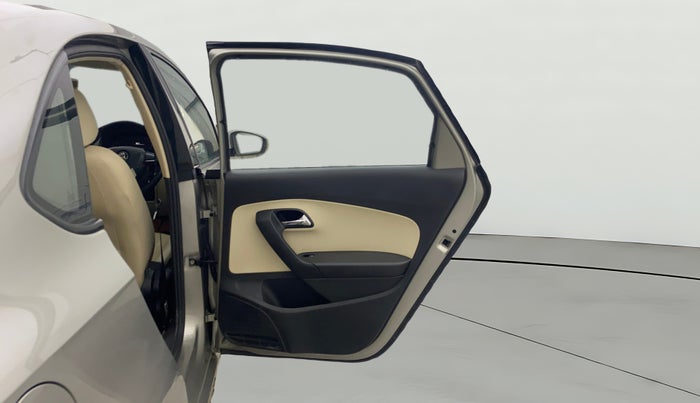 2019 Skoda Rapid STYLE 1.6 MPI, Petrol, Manual, 1,17,061 km, RHS Rear Door