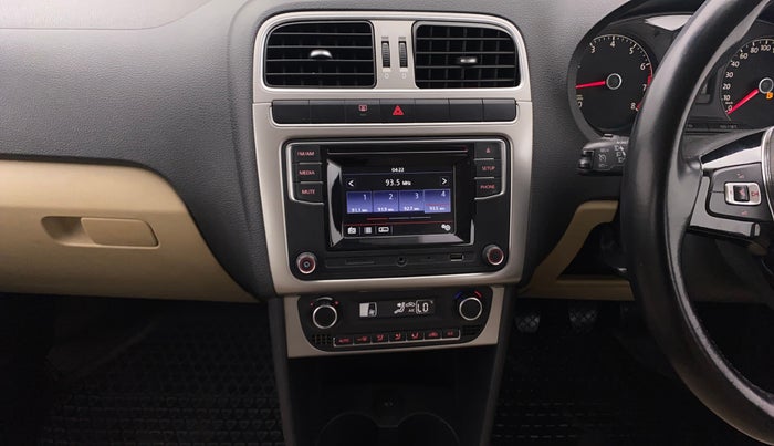 2017 Volkswagen Polo HIGHLINE1.2L, Petrol, Manual, 28,989 km, Air Conditioner