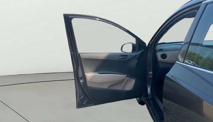 2019 Hyundai Grand i10 MAGNA 1.2 KAPPA VTVT, CNG, Manual, 79,602 km, LHS Front Door