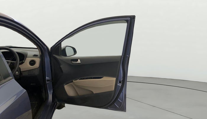 2014 Hyundai Xcent S 1.2, Petrol, Manual, 38,141 km, RHS Front Door