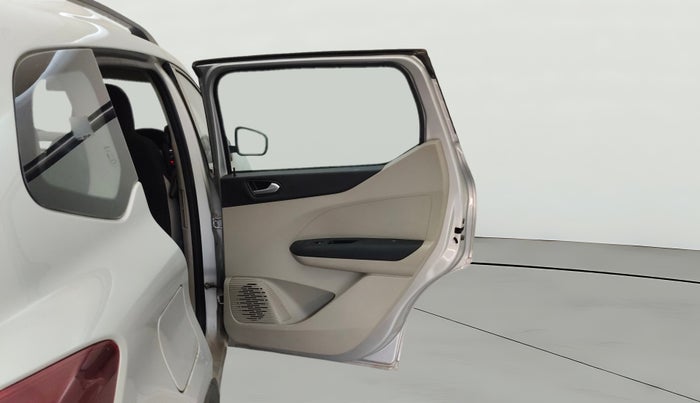 2022 Renault TRIBER RXZ AMT, Petrol, Automatic, 28,081 km, RHS Rear Door