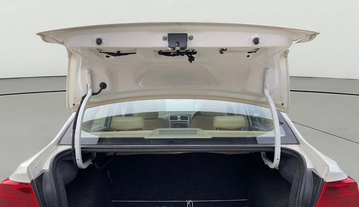 2018 Volkswagen Ameo HIGHLINE PLUS 1.0L 16 ALLOY, Petrol, Manual, 34,206 km, Boot Door Open