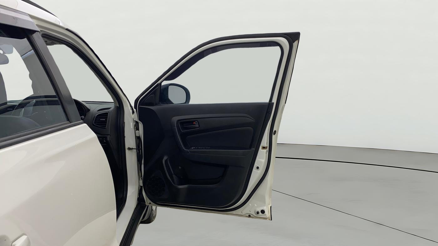 2019 Maruti Vitara Brezza VDI, Diesel, Manual, 68,698 km, RHS Front Door