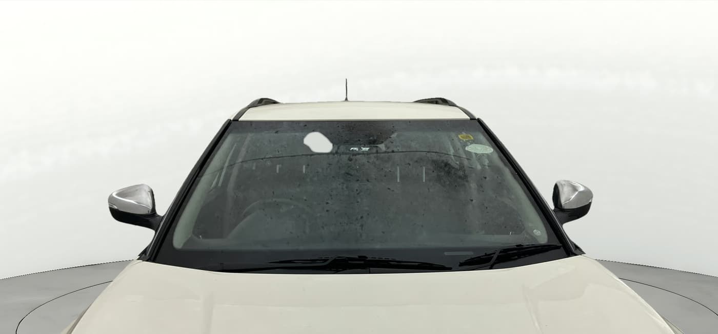 2019 Mahindra XUV300 W8 1.5 DIESEL AMT, Diesel, Automatic, 70,236 km, Front Windshield