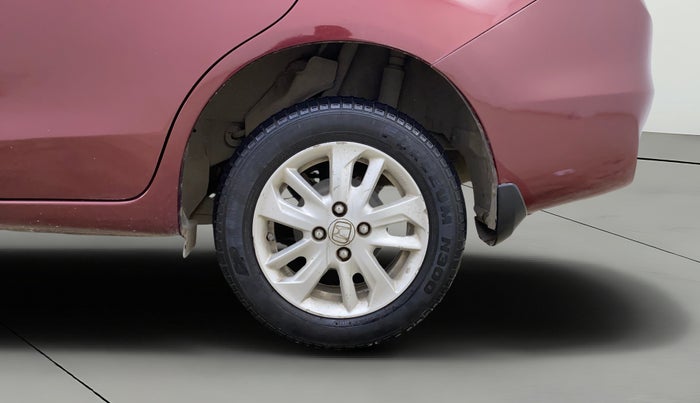 2013 Honda Amaze 1.5L I-DTEC VX, Diesel, Manual, 1,13,330 km, Left Rear Wheel