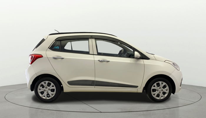 2013 Hyundai Grand i10 SPORTZ 1.2 KAPPA VTVT, Petrol, Manual, 28,268 km, Right Side View