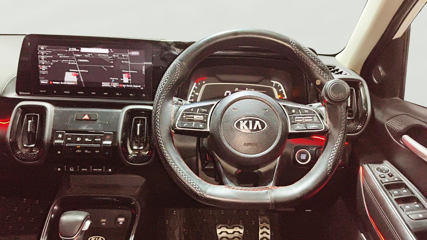 2020 KIA SONET GTX PLUS 1.0 DCT, Petrol, Automatic, 1,09,407 km, Steering Wheel Close Up