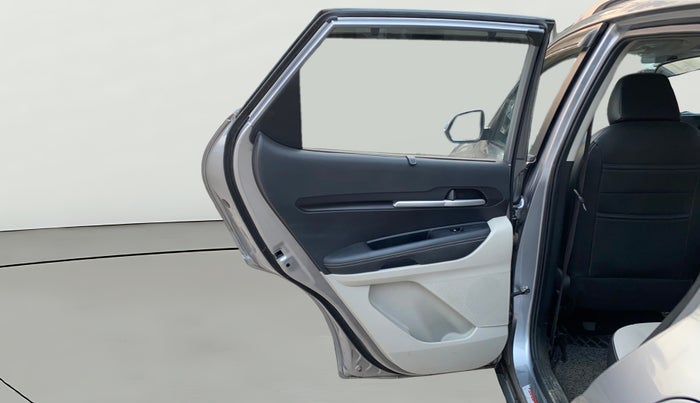 2021 KIA SONET HTX 1.0 IMT, Petrol, Manual, 18,338 km, LHS Rear Door