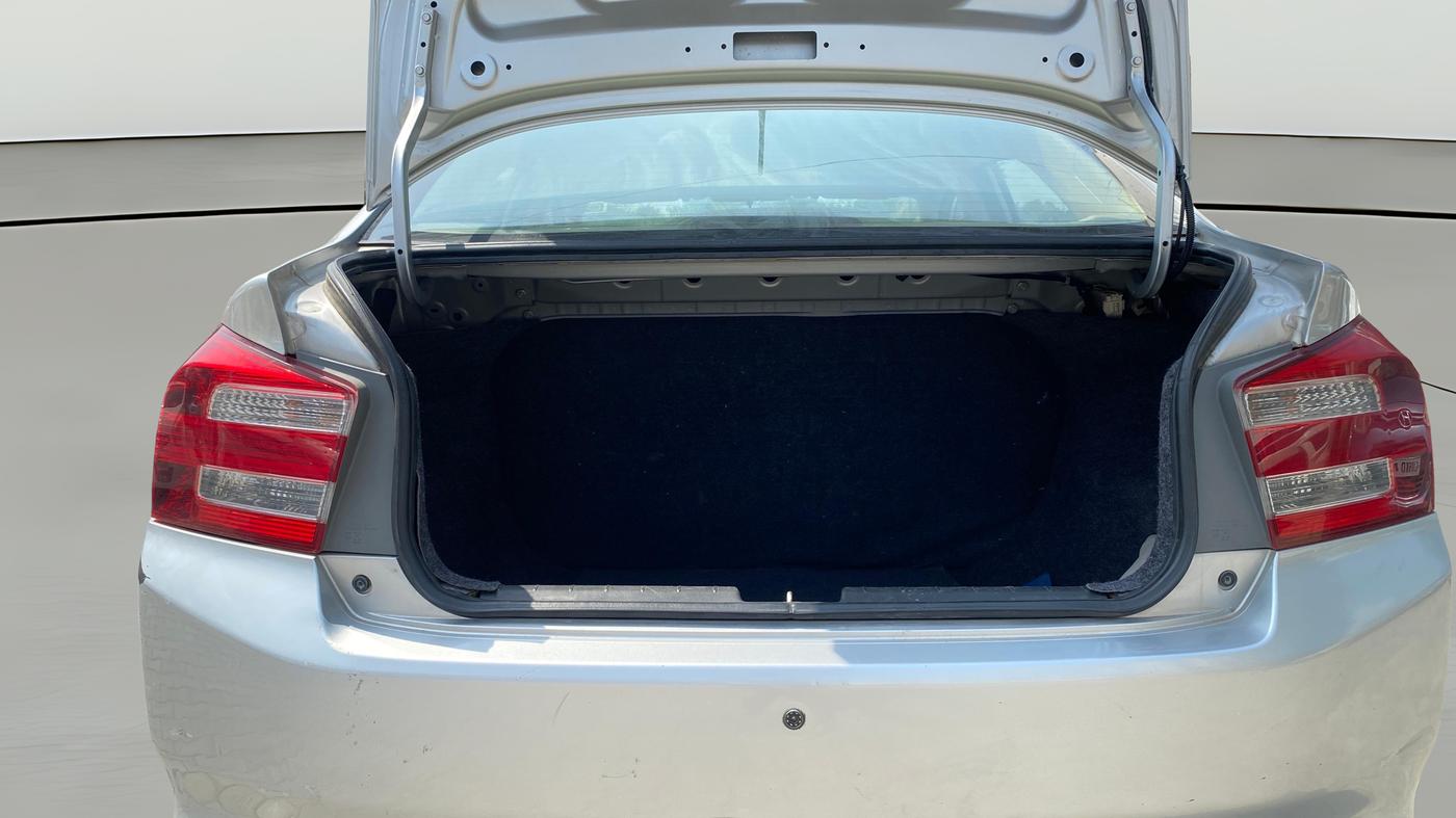 2013 Honda City 1.5L I-VTEC V MT, Petrol, Manual, 81,944 km, Boot Open Zoomed View