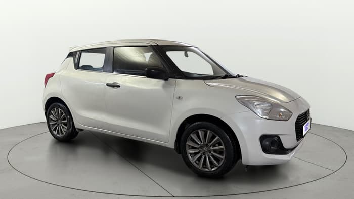 2019 Maruti Swift LXI, CNG, Manual, 44,532 km, Right Front Diagonal