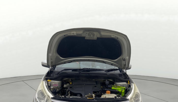 2016 Tata Zest XT 90PS DIESEL, Diesel, Manual, 52,419 km, Open Bonet