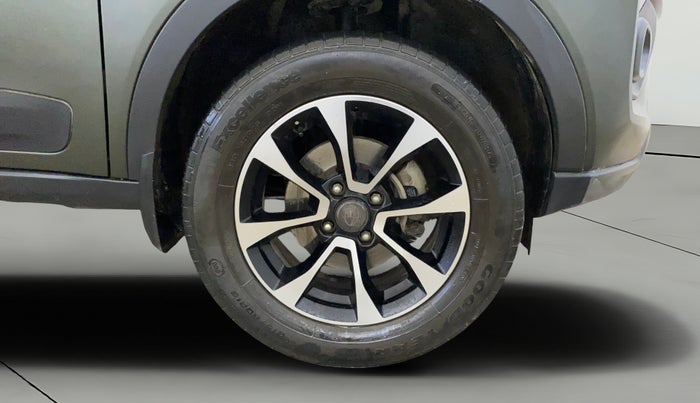 2020 Tata NEXON XZ PLUS PETROL, Petrol, Manual, 64,263 km, Right Front Wheel