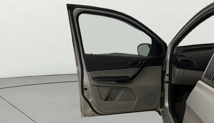 2018 Tata Tiago XT PETROL, Petrol, Manual, 69,939 km, LHS Front Door