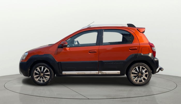 2020 Toyota Etios CROSS 1.2 G, CNG, Manual, 65,593 km, Left Side