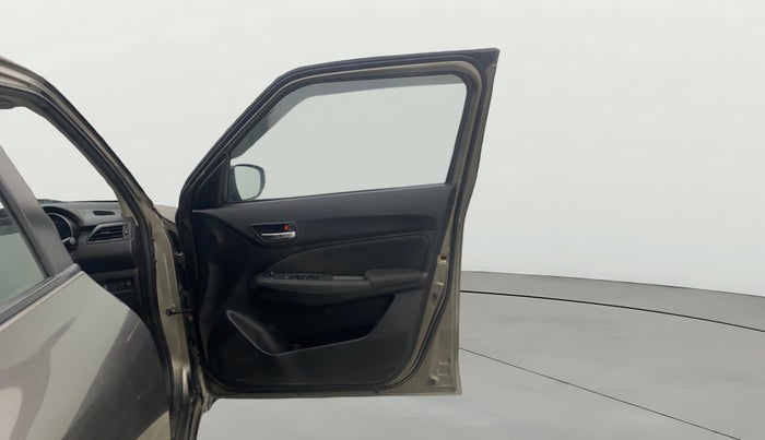 2021 Maruti Swift VXI, Petrol, Manual, 36,985 km, RHS Front Door