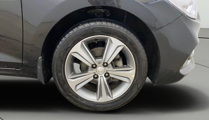 2019 Hyundai Verna 1.6 VTVT SX O, Petrol, Manual, 63,763 km, Right Front Wheel