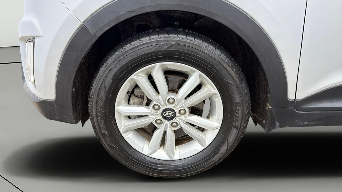 2016 Hyundai Creta SX PLUS 1.6 PETROL, Petrol, Manual, 56,643 km, Left Front Wheel