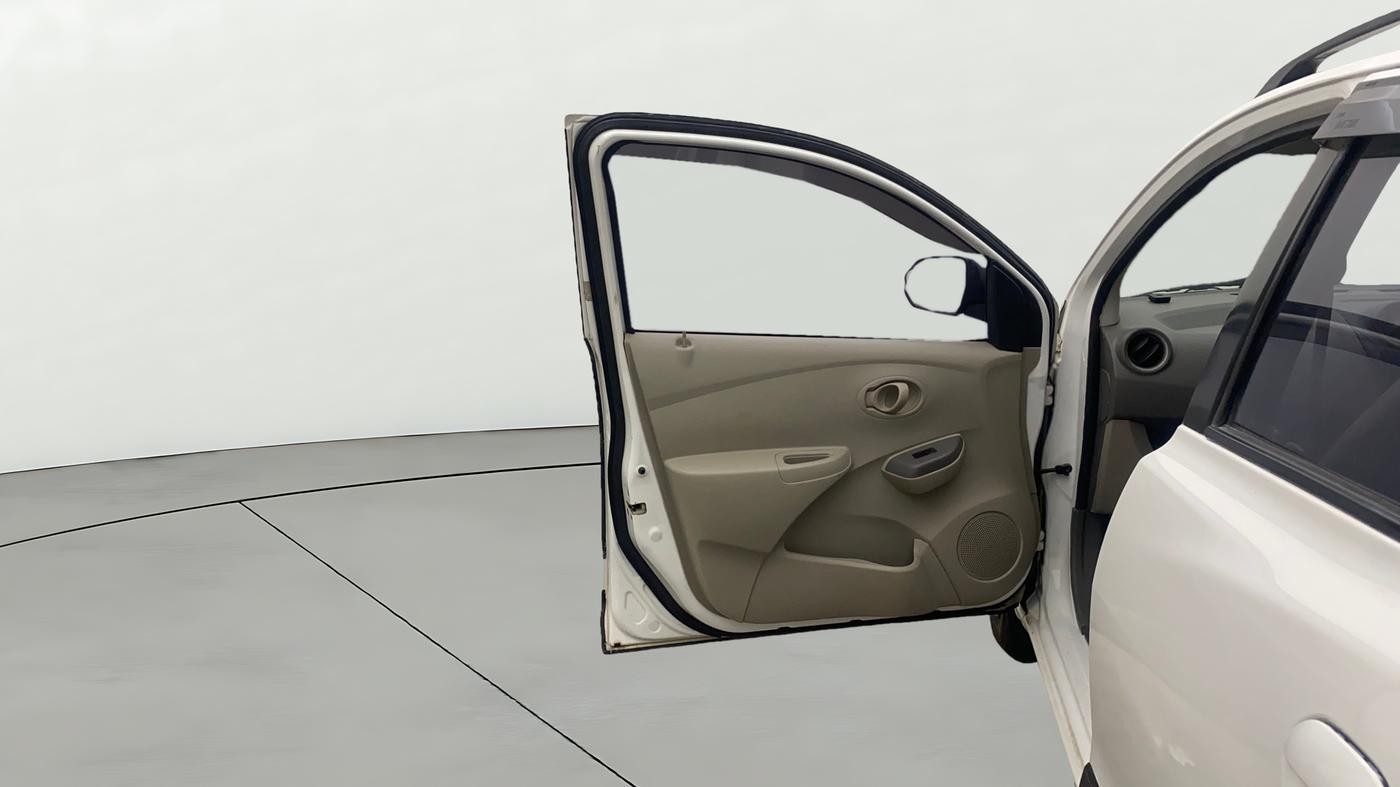 2014 Datsun Go T, Petrol, Manual, 1,12,672 km, LHS Front Door