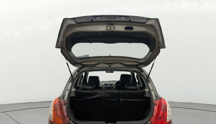 2016 Maruti Swift ZDI, Diesel, Manual, 1,37,997 km, Boot Door Open