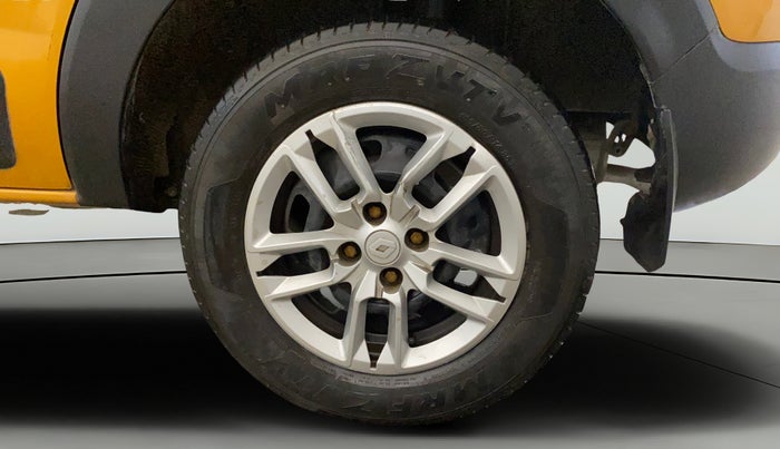 2019 Renault TRIBER RXL MT, Petrol, Manual, 23,620 km, Left Rear Wheel