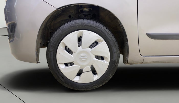 2016 Maruti Wagon R 1.0 VXI, Petrol, Manual, 79,584 km, Left Front Wheel