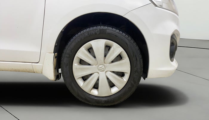 2016 Maruti Ertiga VXI, CNG, Manual, 69,787 km, Right Front Wheel