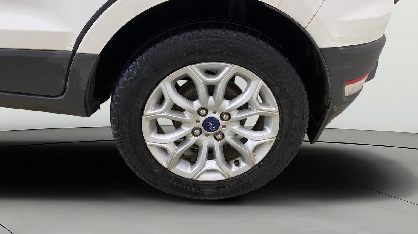 2017 Ford Ecosport TITANIUM 1.5L PETROL, CNG, Manual, 68,325 km, Left Rear Wheel