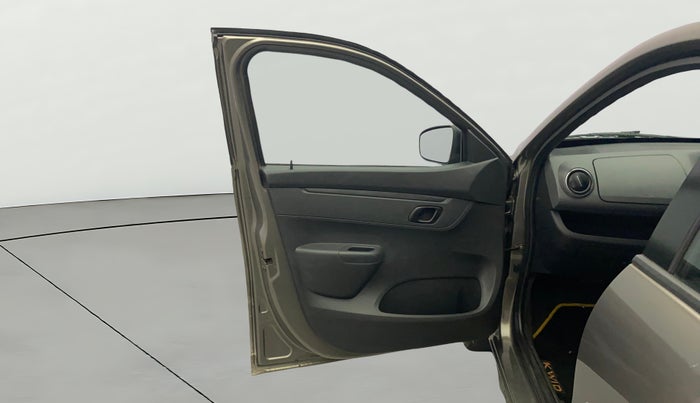 2016 Renault Kwid RXT 0.8 (O), Petrol, Manual, 67,358 km, LHS Front Door