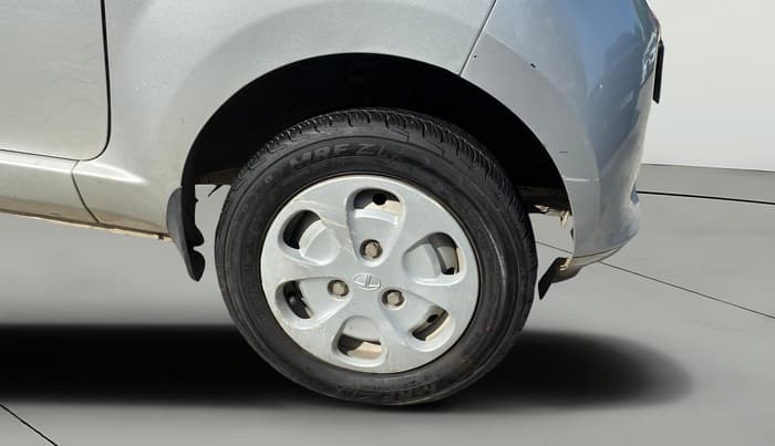2017 Tata Nano TWIST XTA, Petrol, Automatic, 25,124 km, Right Front Wheel