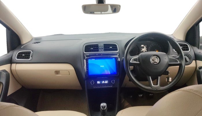 2018 Skoda Rapid STYLE 1.5 TDI, Diesel, Manual, 1,02,729 km, Dashboard