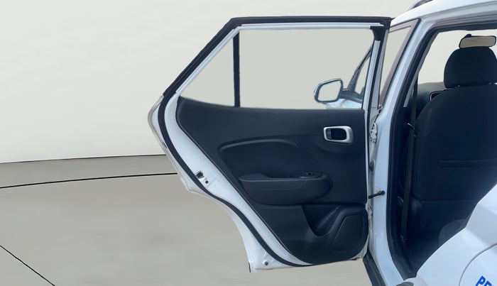 2020 Hyundai VENUE S 1.2, Petrol, Manual, 29,129 km, LHS Rear Door