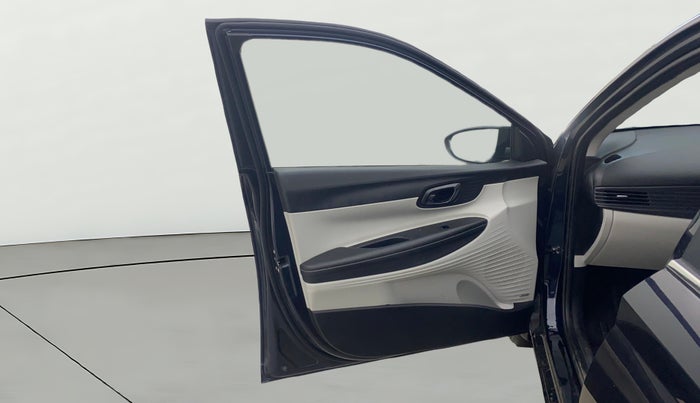 2025 Hyundai NEW I20 Sportz (O) 1.2 IVT, Petrol, Automatic, 2,954 km, LHS Front Door