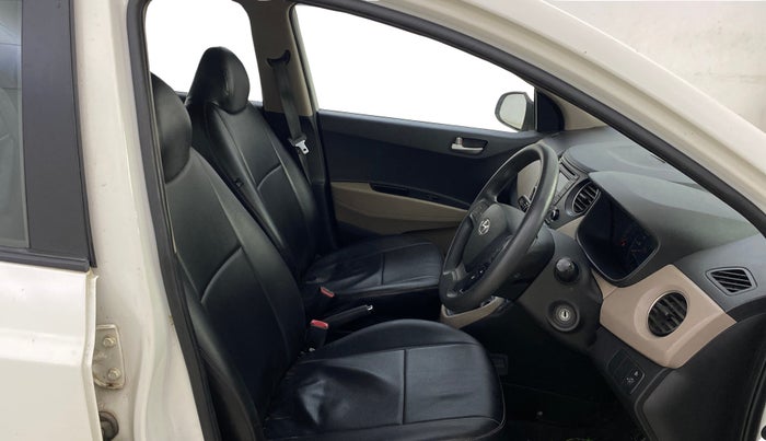 2015 Hyundai Xcent S 1.2, Petrol, Manual, 96,897 km, Right Side Front Door Cabin