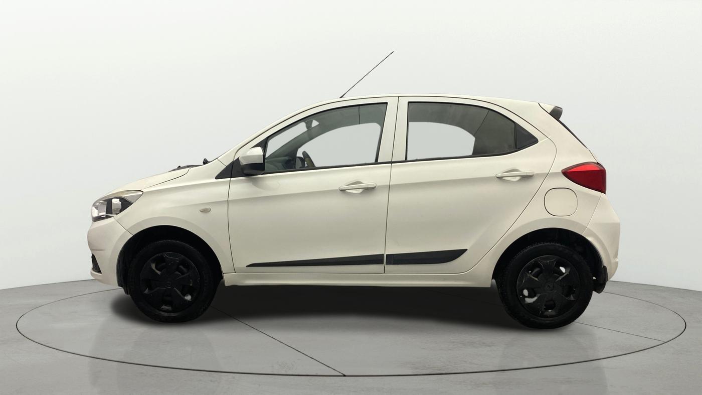 2018 Tata Tiago XT PETROL, Petrol, Manual, 1,49,097 km, Left Side