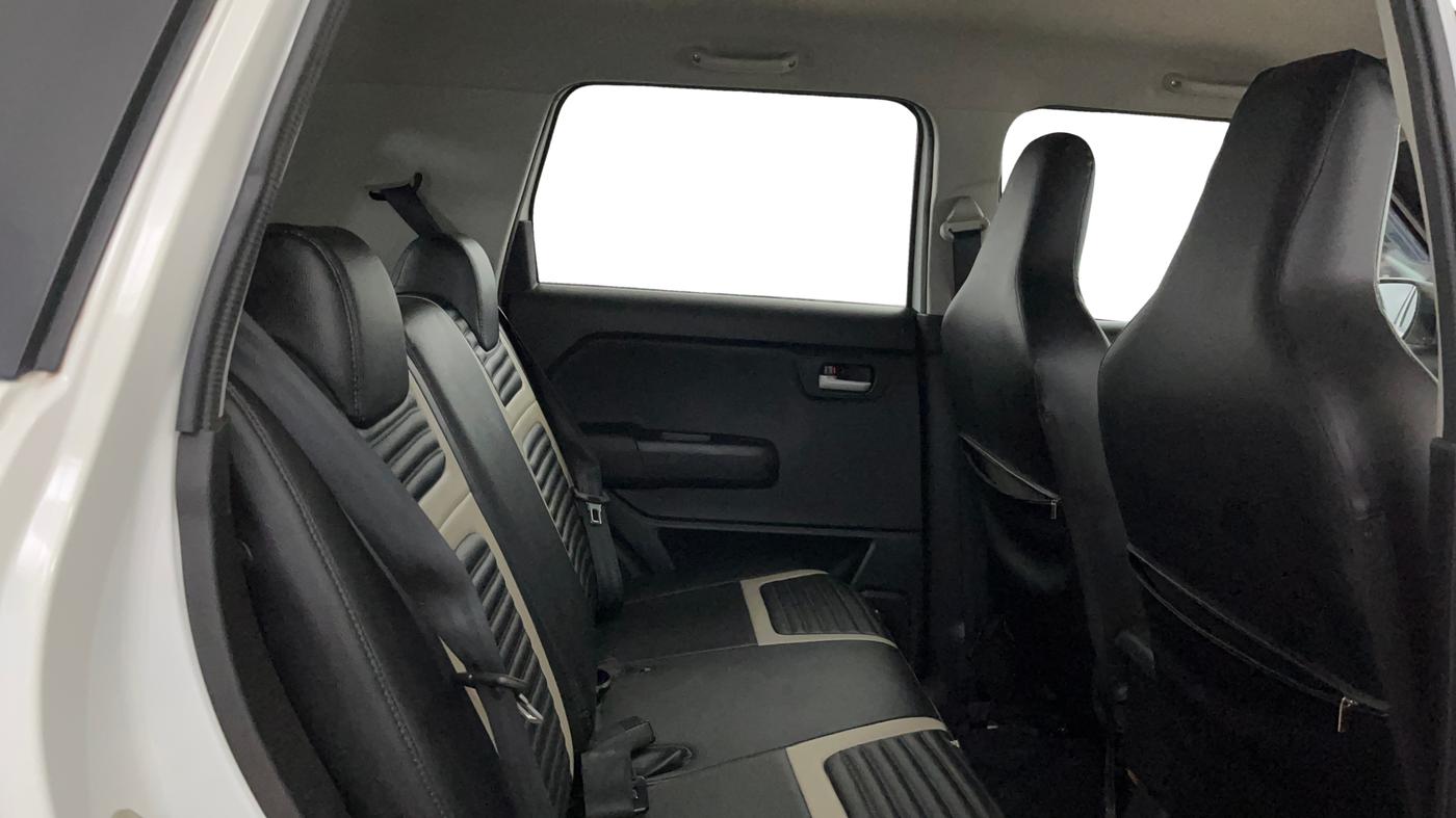 2024 Maruti New Wagon-R VXI CNG 1.0, CNG, Manual, 34,135 km, Right Side Rear Door Cabin