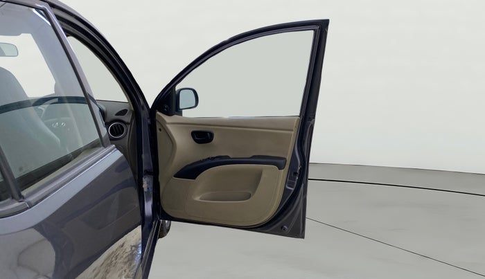 2015 Hyundai i10 MAGNA 1.1, Petrol, Manual, 28,831 km, RHS Front Door