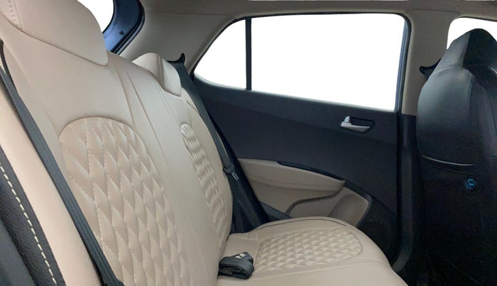 2015 Hyundai Grand i10 SPORTZ 1.2 KAPPA VTVT, Petrol, Manual, 42,147 km, Right Side Rear Door Cabin