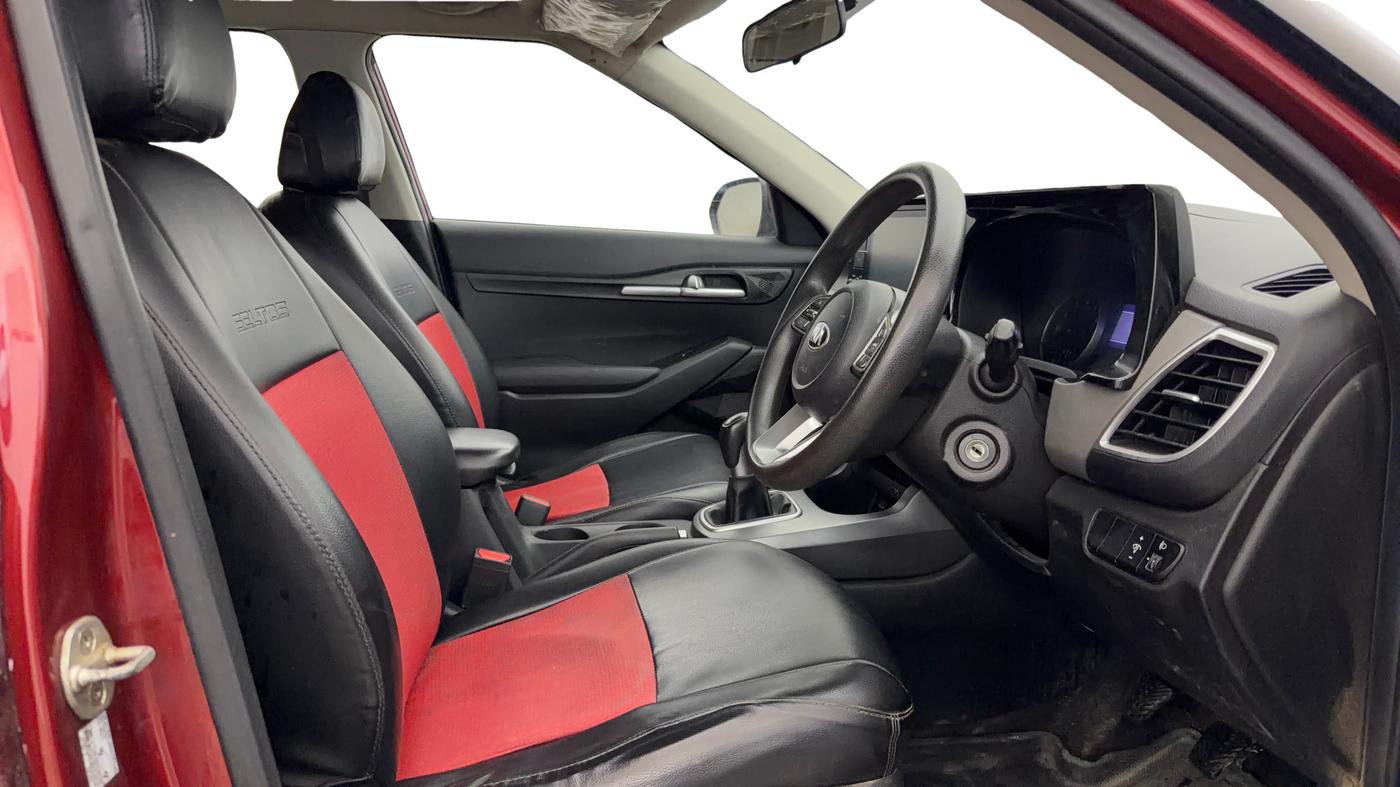 2020 KIA SELTOS HTK 1.5 PETROL, Petrol, Manual, 49,674 km, Right Side Front Door Cabin