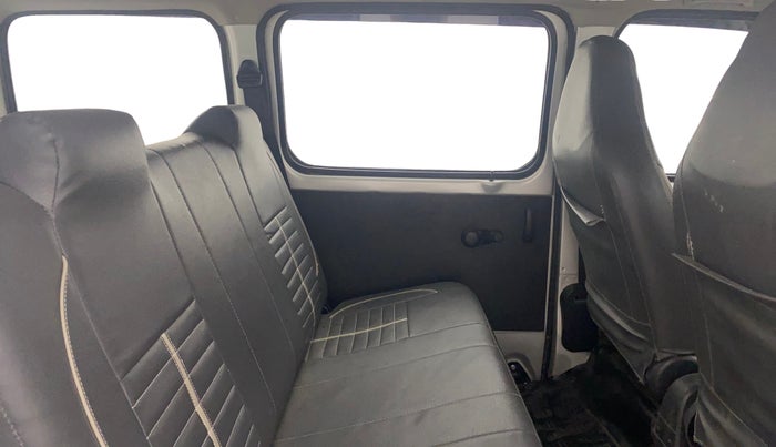 2022 Maruti Eeco 5 STR AC, Petrol, Manual, 18,768 km, Right Side Rear Door Cabin