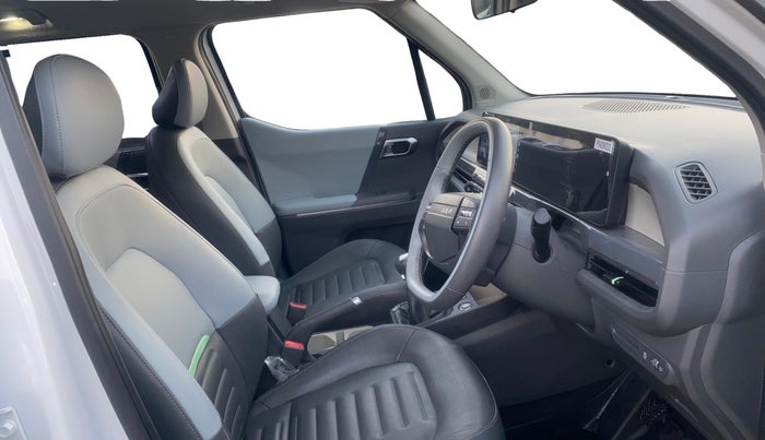 2025 KIA SYROS  HTX 1.0 Turbo 6MT, Petrol, Manual, 2,598 km, Right Side Front Door Cabin