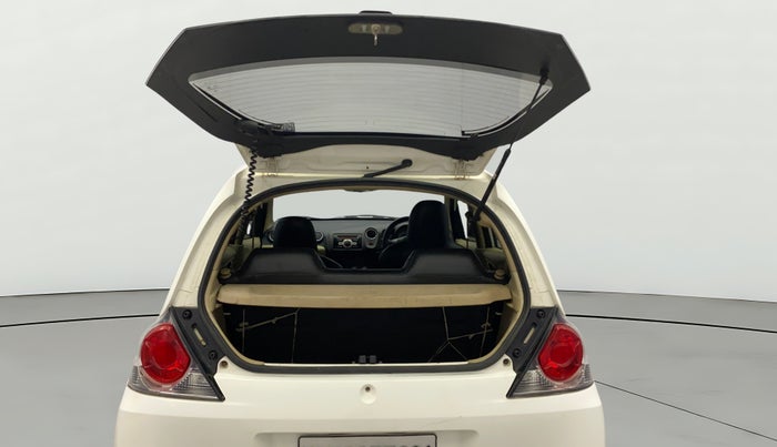 2013 Honda Brio S MT, Petrol, Manual, 79,070 km, Boot Door Open