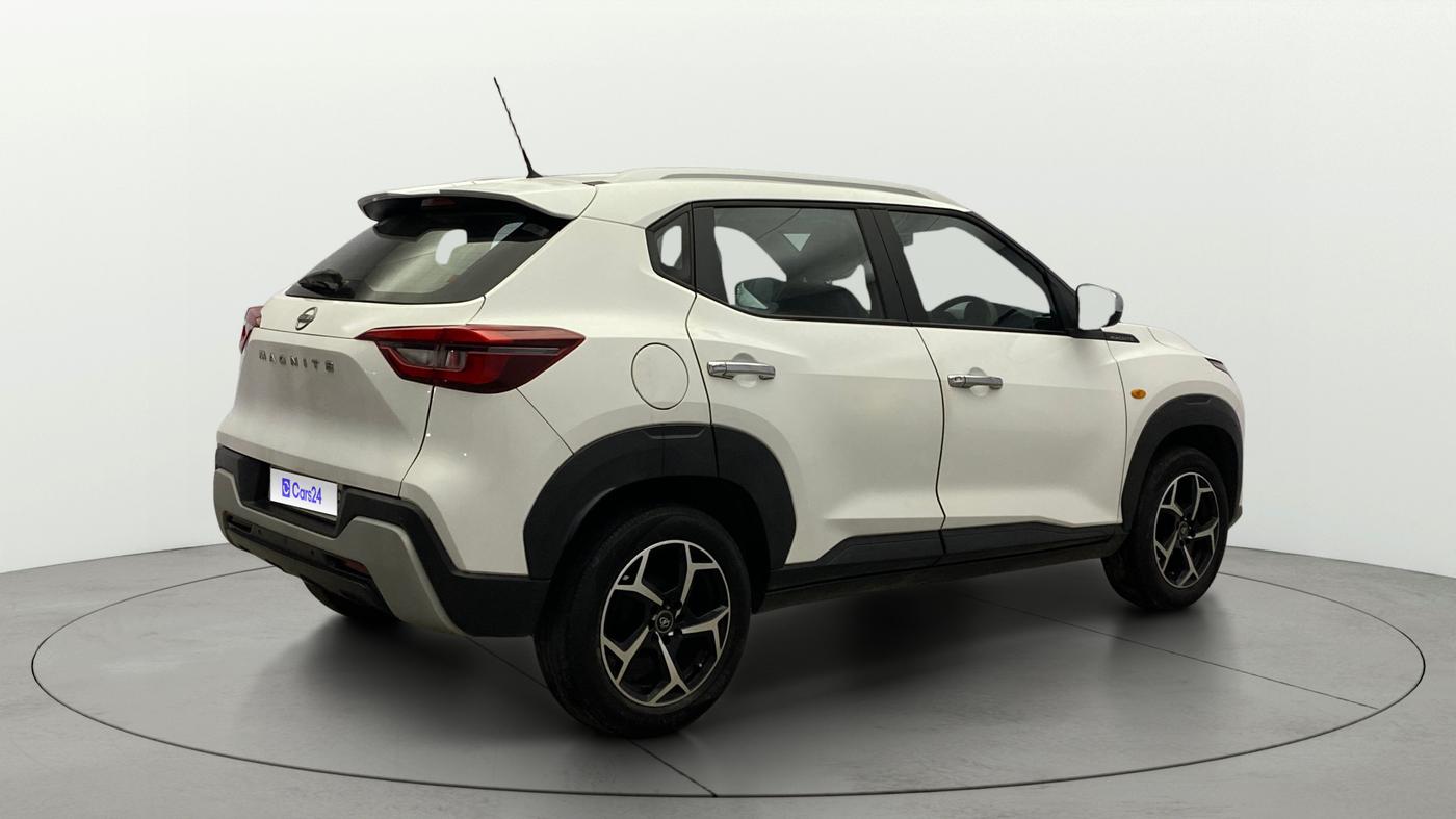 2021 Nissan MAGNITE XE, Petrol, Manual, 43,789 km, Right Back Diagonal