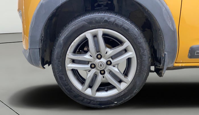 2021 Renault TRIBER RXZ, Petrol, Manual, 40,432 km, Left Front Wheel