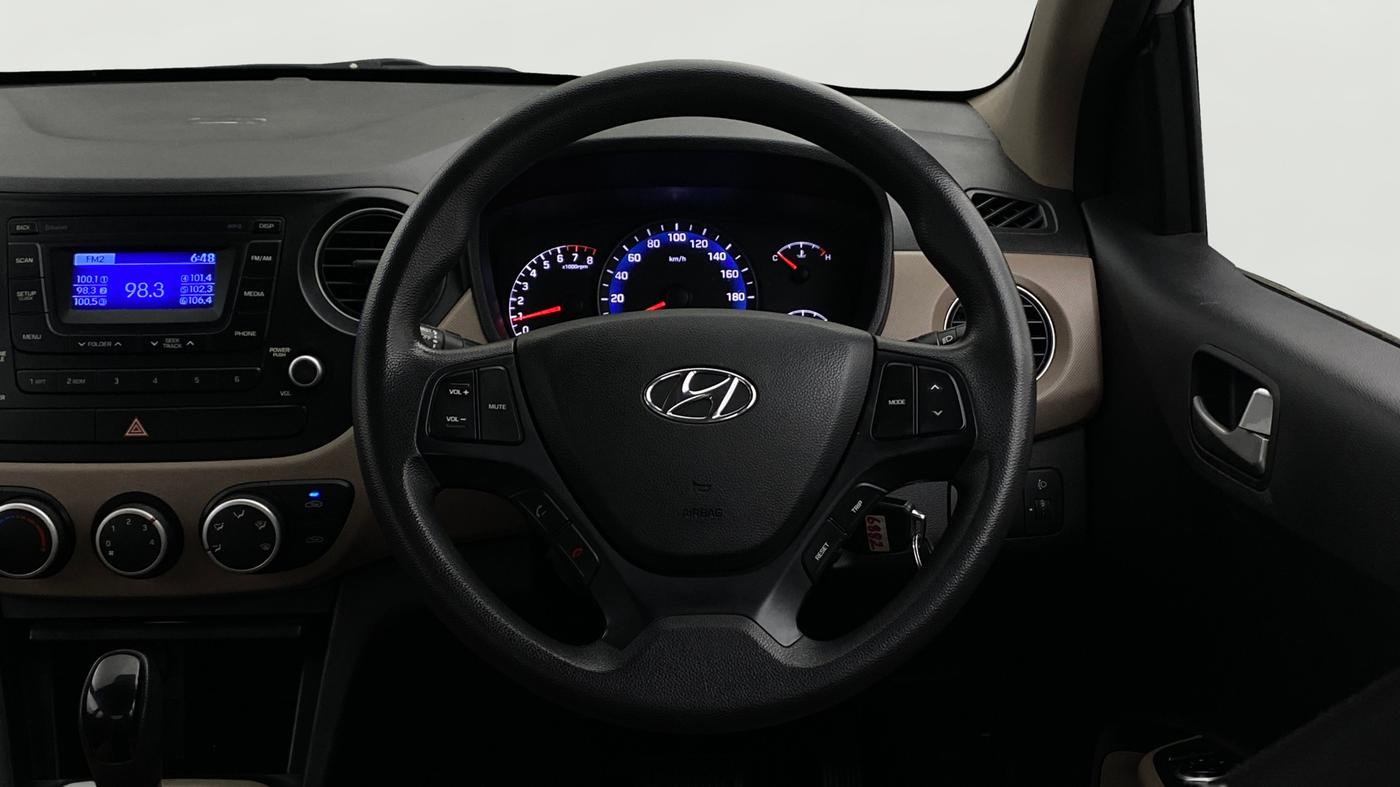 2016 Hyundai Xcent S AT 1.2, Petrol, Automatic, 52,964 km, Steering Wheel Close Up