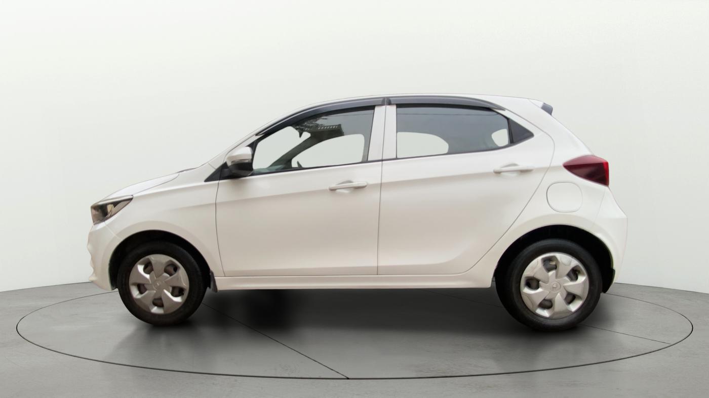2020 Tata Tiago XT PETROL, Petrol, Manual, 46,888 km, Left Side