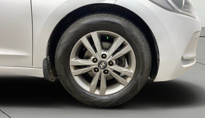 2018 Hyundai New Elantra 1.6 SX (O) AT DIESEL, Diesel, Automatic, 81,971 km, Right Front Wheel